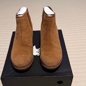 Sorel Velvet Tan Suede Evie Zip Bootie